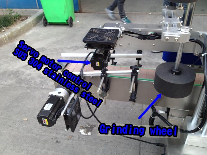 Горизонтальная этикетировочная машина для небольших бутылок / автоматическая этикетировочная машина