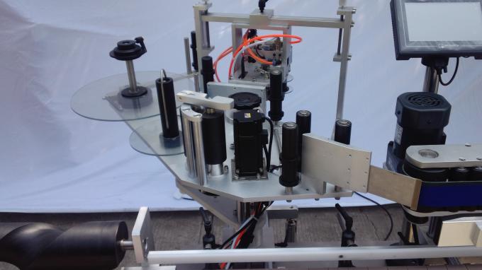 Этикетировочная машина с пластиковыми бирками для двусторонних или односторонних 220V 1.5HP 50/60HZ