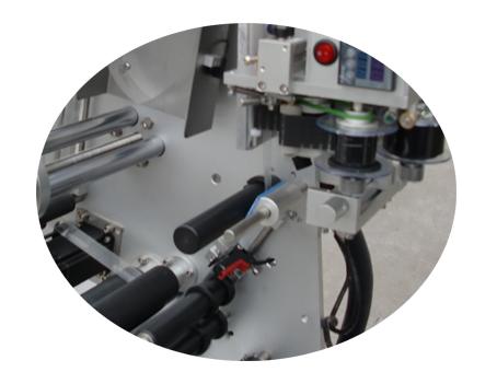 Этикетировочная машина маленькой бутылки 10мл с наклейкой ярлыка двойного слоя сертификата