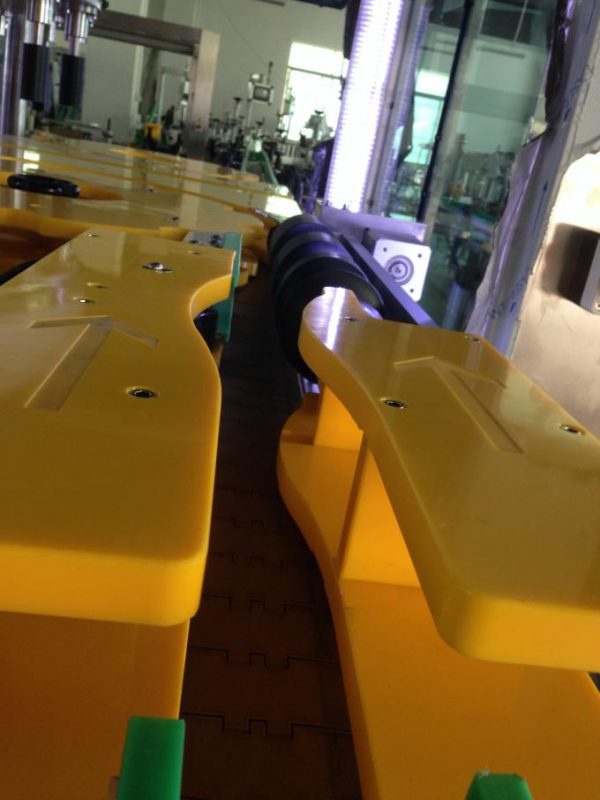 Высокопроизводительная машина для прикрепления этикеток бутылок вина / пива, этикетировщик круглой бутылки