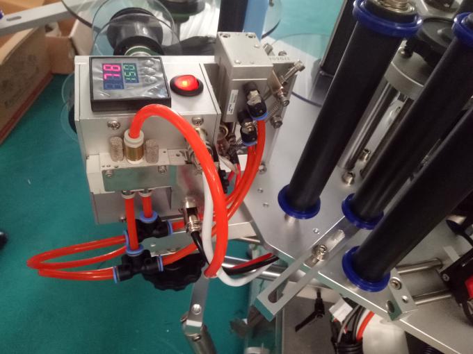 Подгонянная машина для прикрепления этикеток стикера 3 или двойника с машиной кодирования