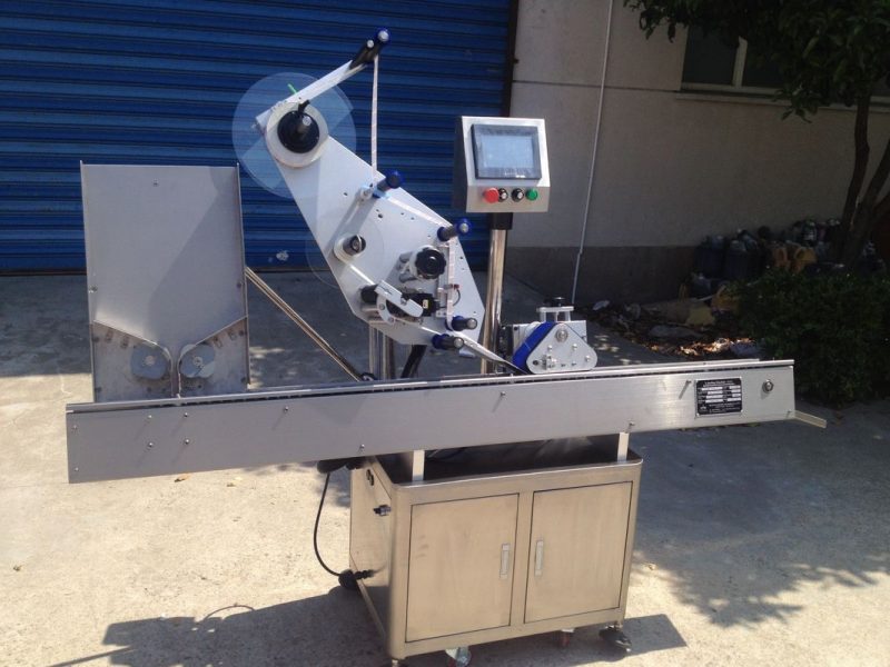 Китай Индивидуальная автоматическая этикетировочная машина для флаконов с поставщиком этикеток для небольших бутылок с пенициллином