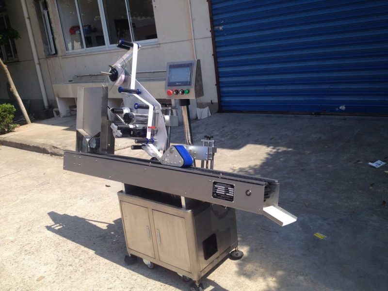 Китай 12-25 мм Диаметр круглой бутылки самоклеющиеся наклейки автоматическая этикетировочная машина для губной помады поставщик косметики