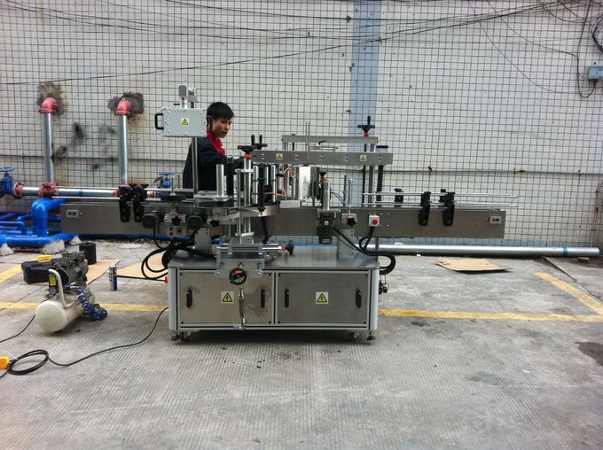 Полностью автоматическая слипчивая машина для прикрепления этикеток круглой бутылки для передней и задней части бутылок для домашних животных